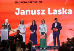 02-3a.NagrodaSpecjalna_NagrodaPrzewroty.jpg