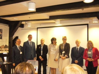1-muzeumpap.jpg